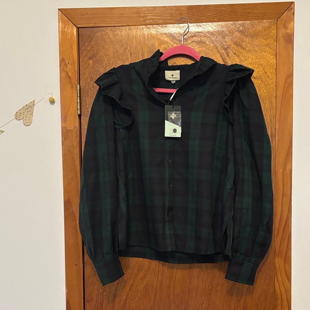 NWT Tuckernuck Black Watch Plaid Button Down Shirt with Ruffles Size Small